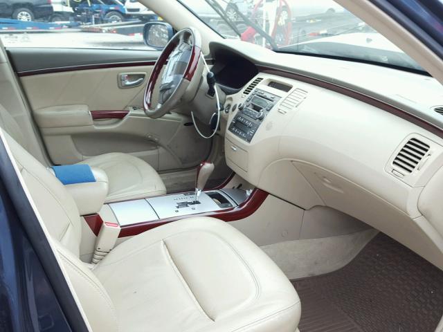 KMHFC46F37A162189 - 2007 HYUNDAI AZERA SE BLUE photo 5