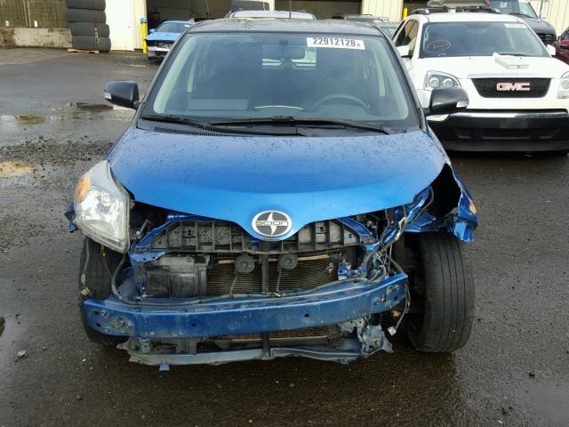 JTKKUPB46D1035687 - 2013 TOYOTA SCION XD BLUE photo 9