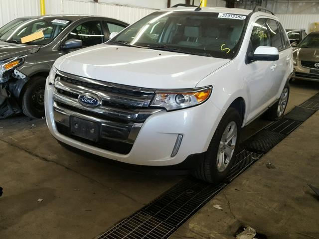 2FMDK4JC1DBC37639 - 2013 FORD EDGE SEL WHITE photo 2