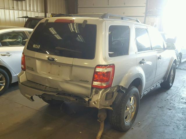 1FMCU937X9KB28189 - 2009 FORD ESCAPE XLT SILVER photo 4