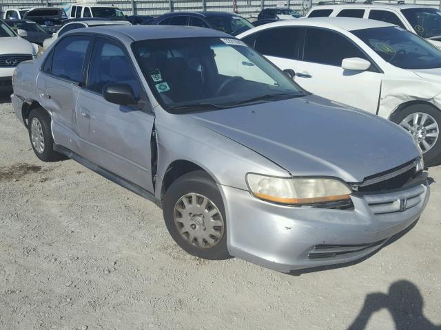 1HGCF86672A063925 - 2002 HONDA ACCORD VAL SILVER photo 1