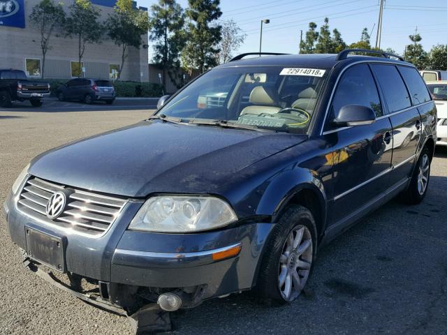 WVWVD63B74E189300 - 2004 VOLKSWAGEN PASSAT GLS BLUE photo 2