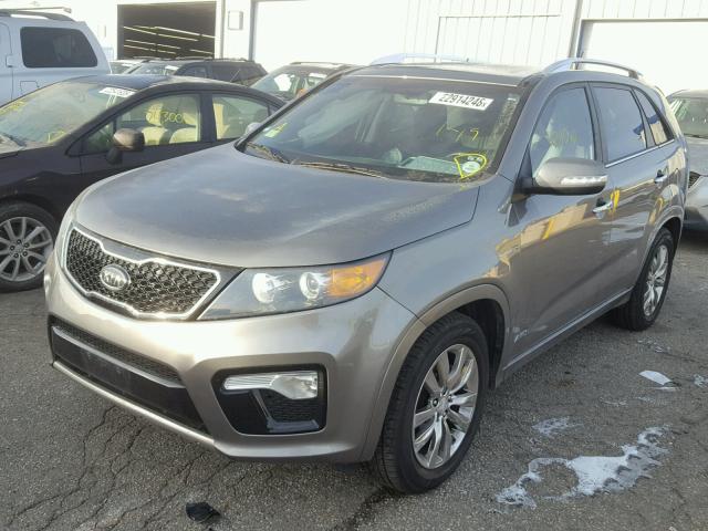 5XYKWDA23CG218897 - 2012 KIA SORENTO SX GRAY photo 2