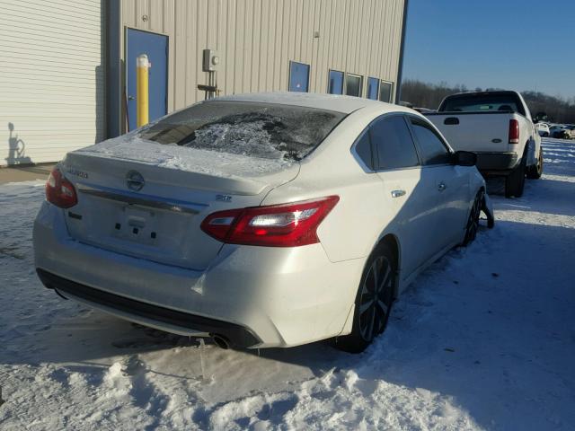 1N4AL3AP3GC143743 - 2016 NISSAN ALTIMA 2.5 WHITE photo 4