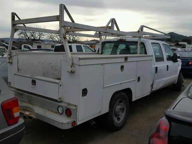 1FDSW345X5EA98264 - 2005 FORD F350 SRW S WHITE photo 4