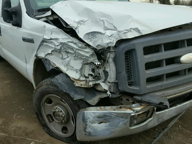 1FDSW345X5EA98264 - 2005 FORD F350 SRW S WHITE photo 9