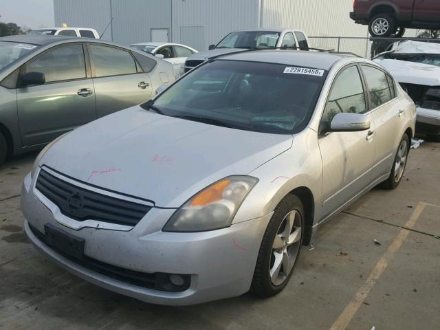 1N4BL21E58C182249 - 2008 NISSAN ALTIMA 3.5 SILVER photo 2