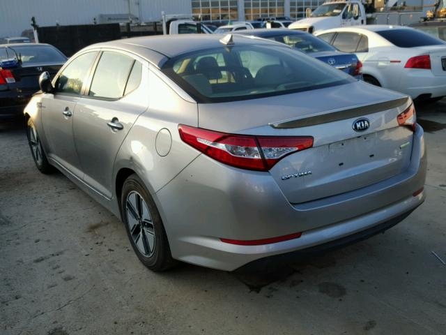 KNAGM4AD6D5044635 - 2013 KIA OPTIMA HYB SILVER photo 3