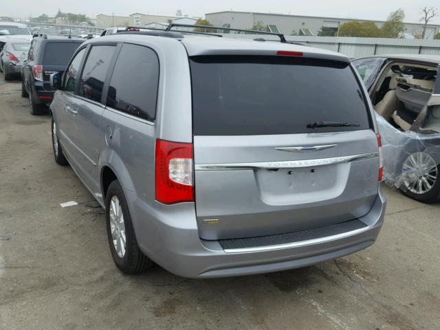 2C4RC1BG8GR282208 - 2016 CHRYSLER TOWN & COU SILVER photo 3