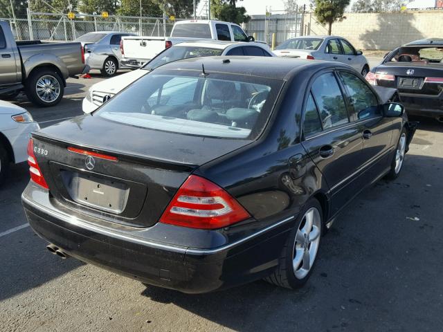 WDBRF52HX7F910895 - 2007 MERCEDES-BENZ C 230 BLACK photo 4