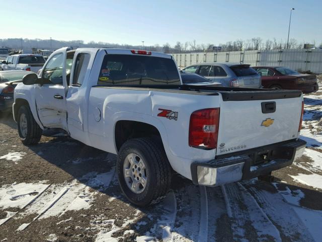 2GCEK19J581279026 - 2008 CHEVROLET SILVERADO WHITE photo 3