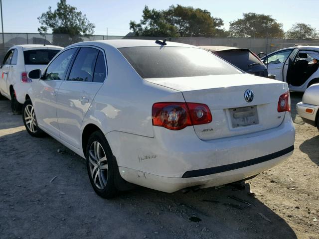 3VWST71K56M774515 - 2006 VOLKSWAGEN JETTA TDI WHITE photo 3