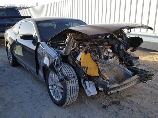 1ZVBP8AM0E5266050 - 2014 FORD MUSTANG BLACK photo 1