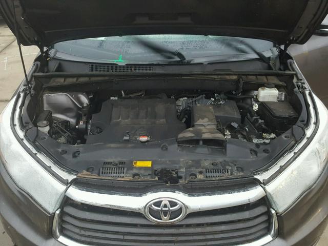 5TDKKRFH7GS125279 - 2016 TOYOTA HIGHLANDER GRAY photo 7