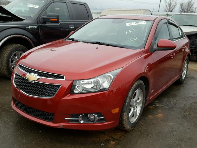 1G1PC5SB4D7134985 - 2013 CHEVROLET CRUZE LT RED photo 2