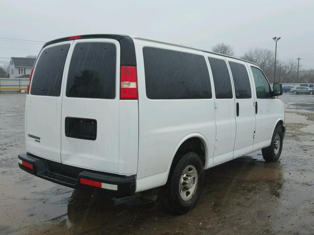 1GNZGXFA6D1167904 - 2013 CHEVROLET EXPRESS G3 WHITE photo 4