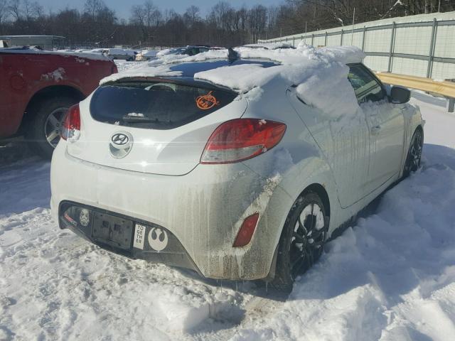 KMHTC6ADXCU030995 - 2012 HYUNDAI VELOSTER B WHITE photo 4