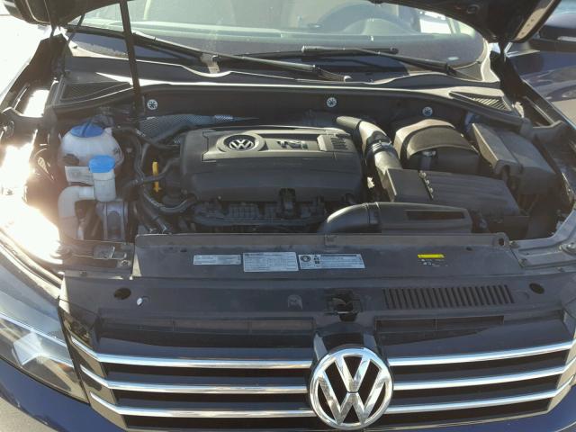 1VWAT7A3XFC081056 - 2015 VOLKSWAGEN PASSAT S BLUE photo 7