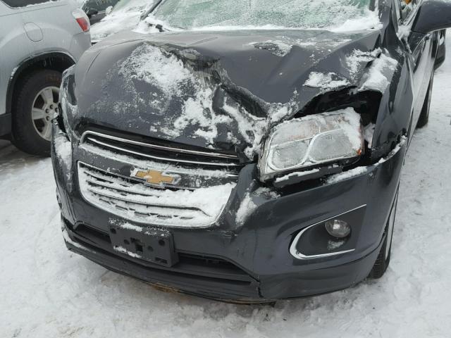 3GNCJRSB5GL188130 - 2016 CHEVROLET TRAX LTZ GRAY photo 9