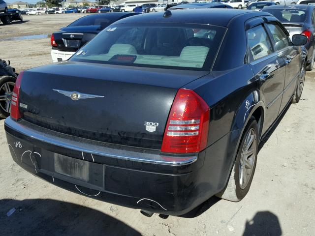 2C3KA63H56H140953 - 2006 CHRYSLER 300C BLACK photo 4