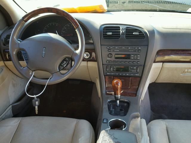 1LNHM86S02Y702057 - 2002 LINCOLN LS 黑色 照片 9