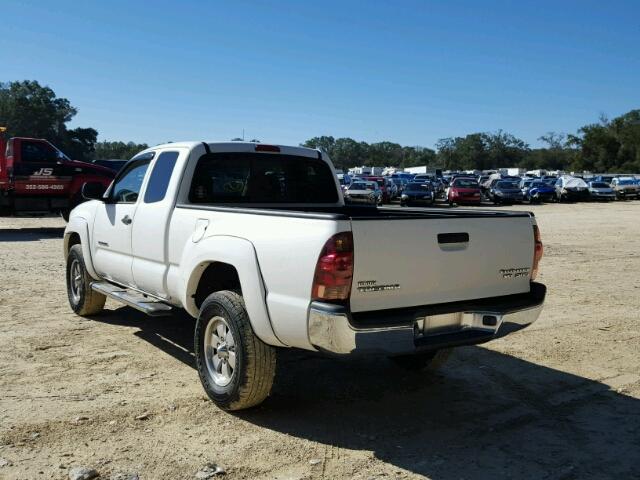 5TETU62N45Z137284 - 2005 TOYOTA TACOMA PRE WHITE photo 3