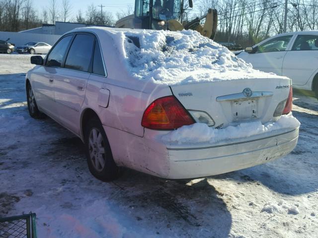 4T1BF28B81U115220 - 2001 TOYOTA AVALON XL WHITE photo 3