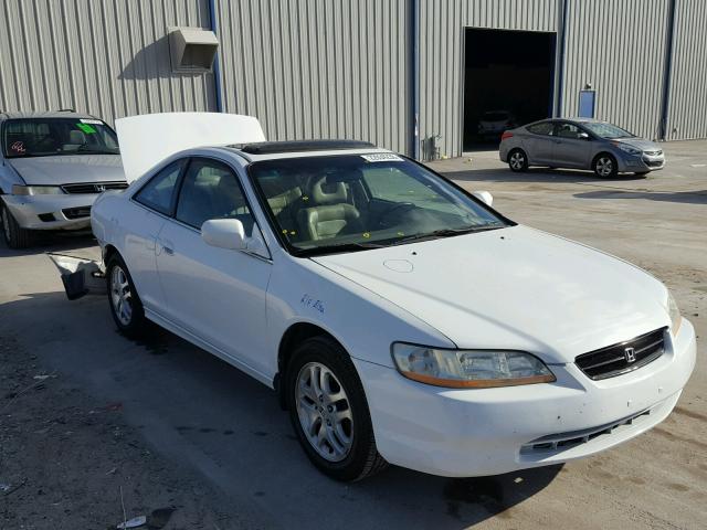 1HGCG22552A031661 - 2002 HONDA ACCORD EX WHITE photo 1