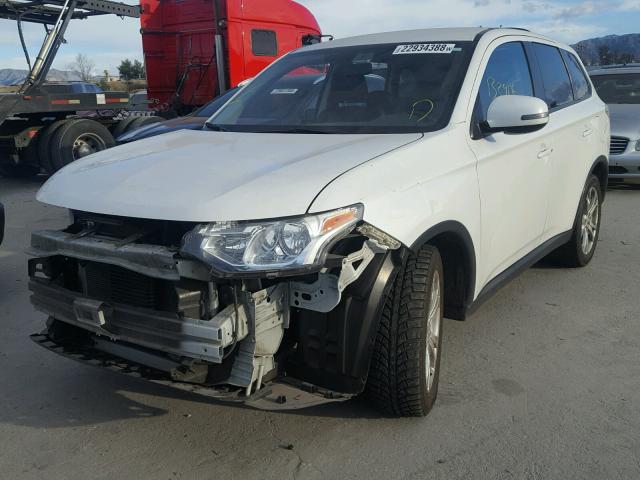 JA4AD3A30FZ009055 - 2015 MITSUBISHI OUTLANDER WHITE photo 2