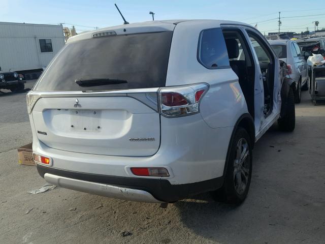 JA4AD3A30FZ009055 - 2015 MITSUBISHI OUTLANDER WHITE photo 4