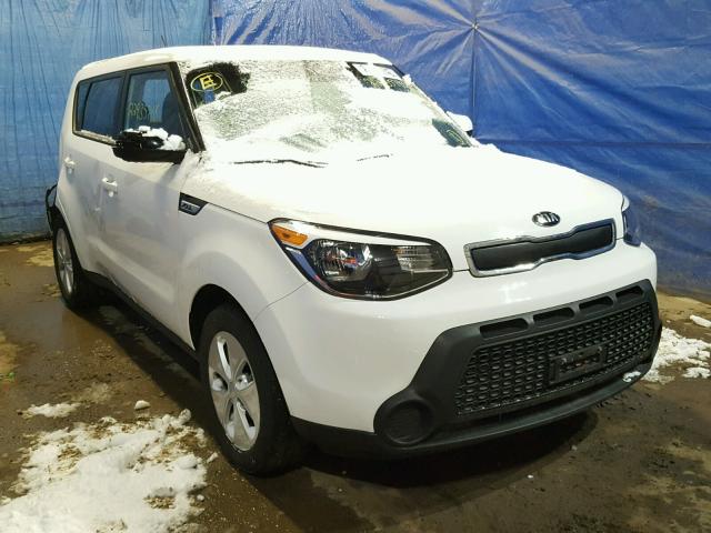 KNDJN2A26G7373661 - 2016 KIA SOUL WHITE photo 1