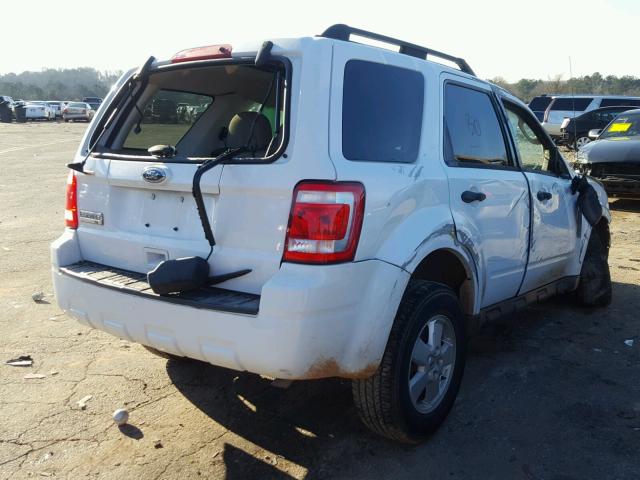 1FMCU0D7XBKC12853 - 2011 FORD ESCAPE XLT WHITE photo 4