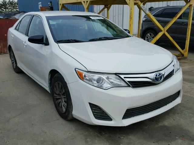 4T1BD1FK3DU085664 - 2013 TOYOTA CAMRY HYBR WHITE photo 1