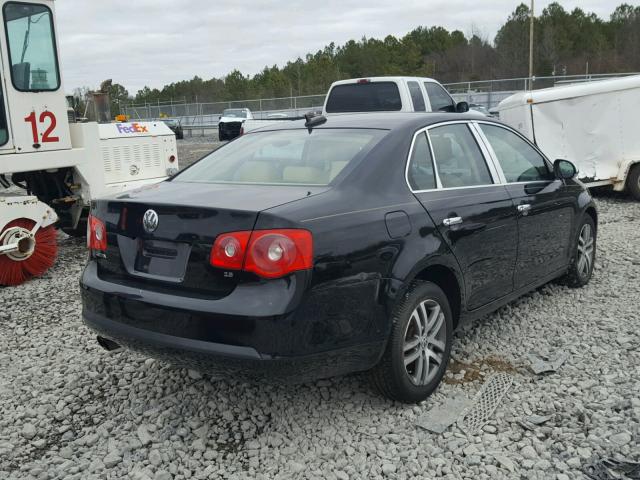 3VWSF81K86M658979 - 2006 VOLKSWAGEN JETTA 2.5 BLACK photo 4