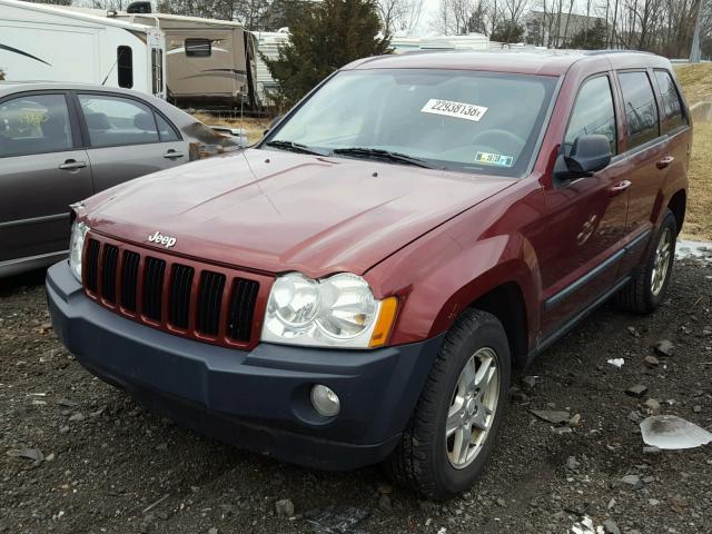 1J8GR48K47C679936 - 2007 JEEP GRAND CHER RED photo 2