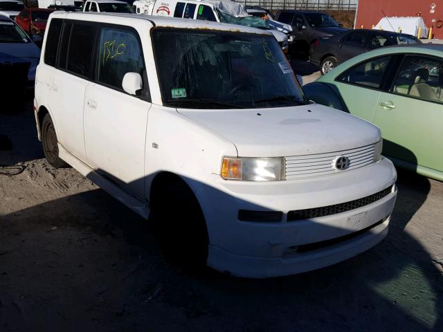 JTLKT334850210678 - 2005 TOYOTA SCION XB WHITE photo 1