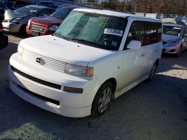 JTLKT334850210678 - 2005 TOYOTA SCION XB WHITE photo 2