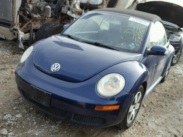 3VWRF31Y46M323515 - 2006 VOLKSWAGEN NEW BEETLE BLUE photo 2