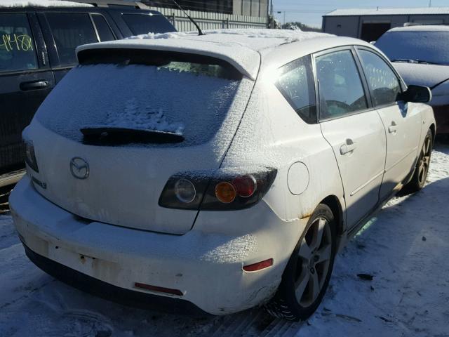 JM1BK343151283812 - 2005 MAZDA 3 HATCHBAC WHITE photo 4