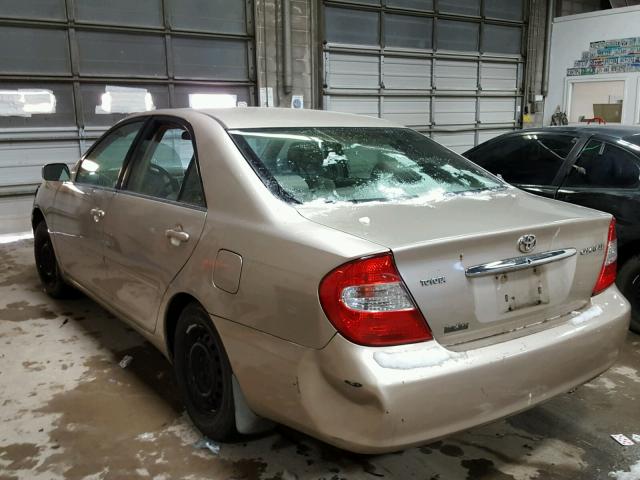 4T1BE32K42U536970 - 2002 TOYOTA CAMRY LE თაფლისფერი ფოტო 3