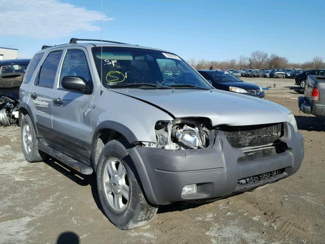 1FMCU04132KA46686 - 2002 FORD ESCAPE XLT SILVER photo 1