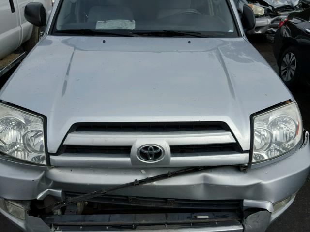 JTEZU14R840030942 - 2004 TOYOTA 4RUNNER SR SILVER photo 7