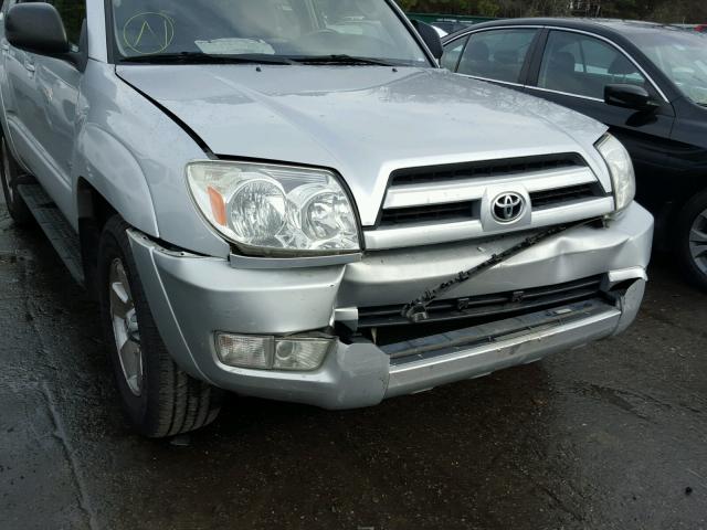 JTEZU14R840030942 - 2004 TOYOTA 4RUNNER SR SILVER photo 9