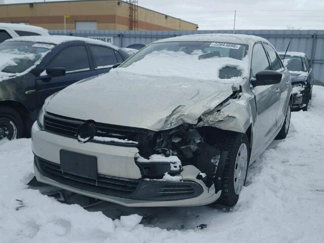 3VW2K7AJXBM380822 - 2011 VOLKSWAGEN JETTA BASE WHITE photo 2