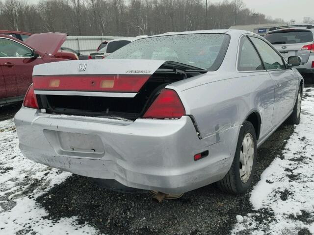 1HGCG3251YA022440 - 2000 HONDA ACCORD EX SILVER photo 4