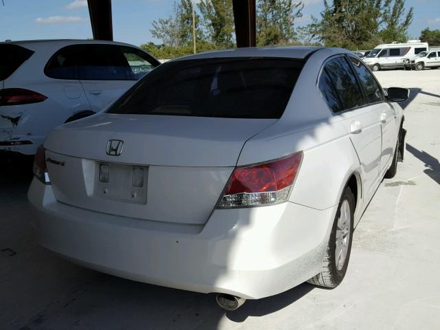 1HGCP2F46AA155387 - 2010 HONDA ACCORD LXP WHITE photo 4