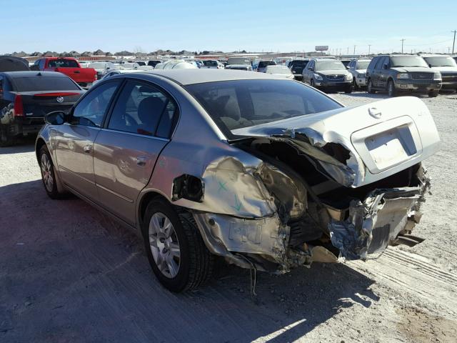 1N4AL11D45N925612 - 2005 NISSAN ALTIMA S GOLD photo 3