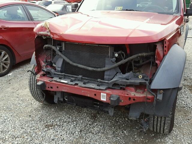 1D8GU28K77W588797 - 2007 DODGE NITRO SXT RED photo 9