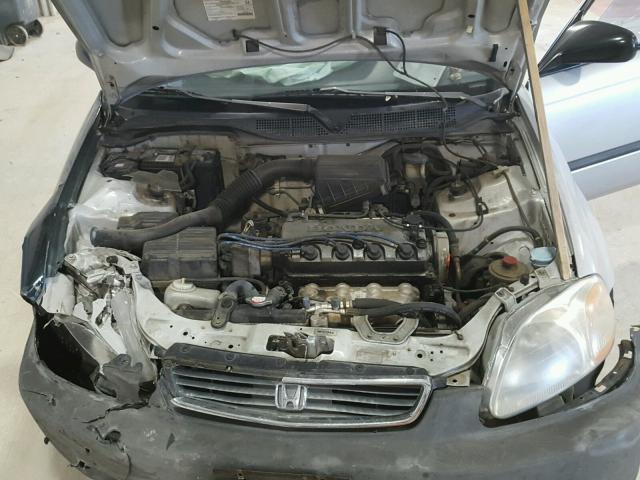 2HGEJ6628TH510533 - 1996 HONDA CIVIC DX SILVER photo 7