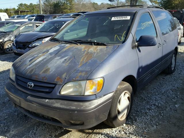 4T3ZF13C52U505158 - 2002 TOYOTA SIENNA LE BLUE photo 2